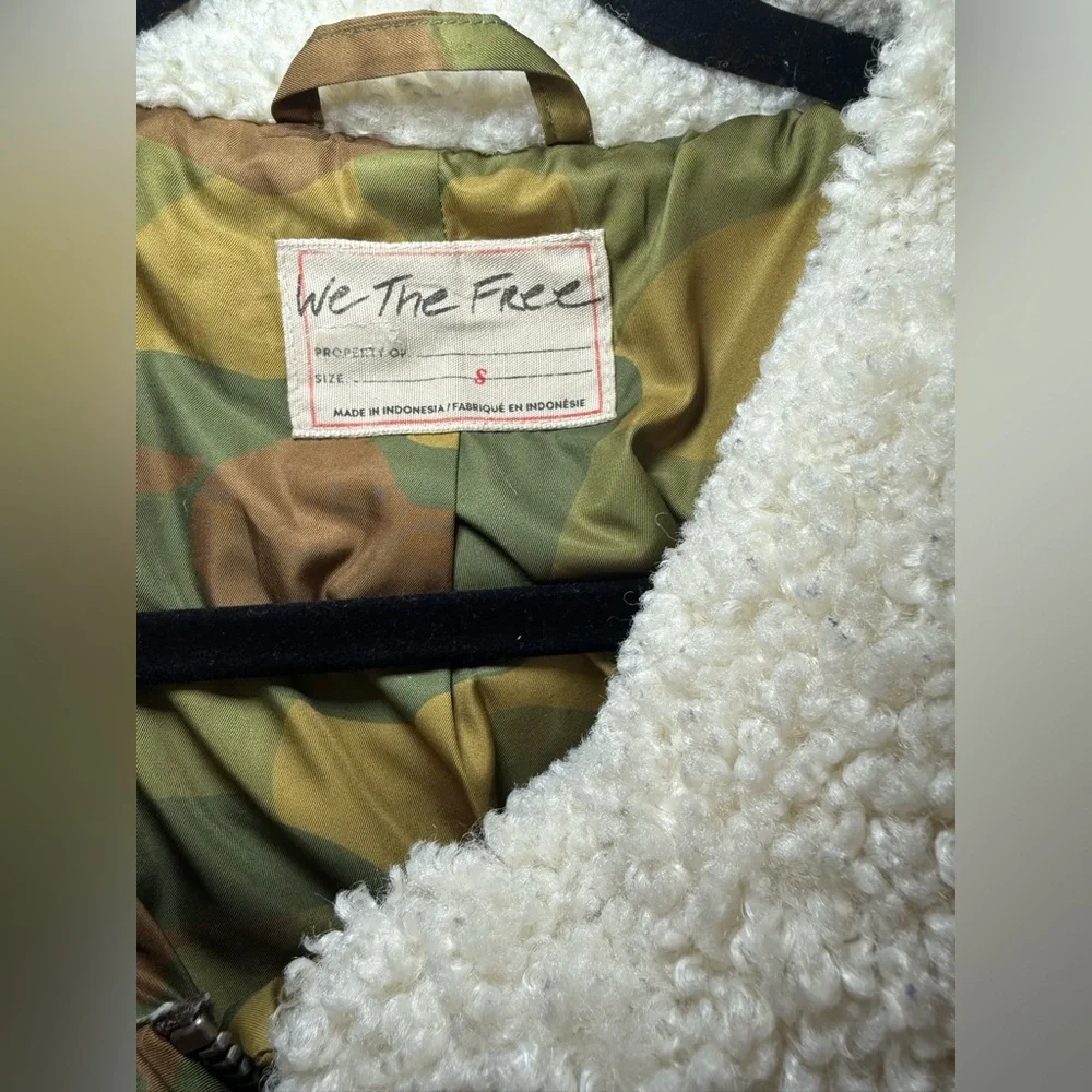 Free People West Coast Puffer size Small - Picture 7 of 14